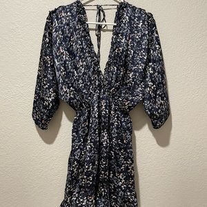 Vici Floral Navy Silky Mini dress size small
